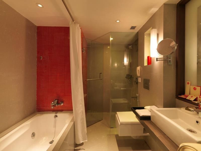 Spree Shivai Hotel Pimpri-Chinchwad Buitenkant foto