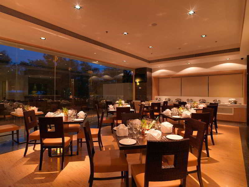 Spree Shivai Hotel Pimpri-Chinchwad Buitenkant foto